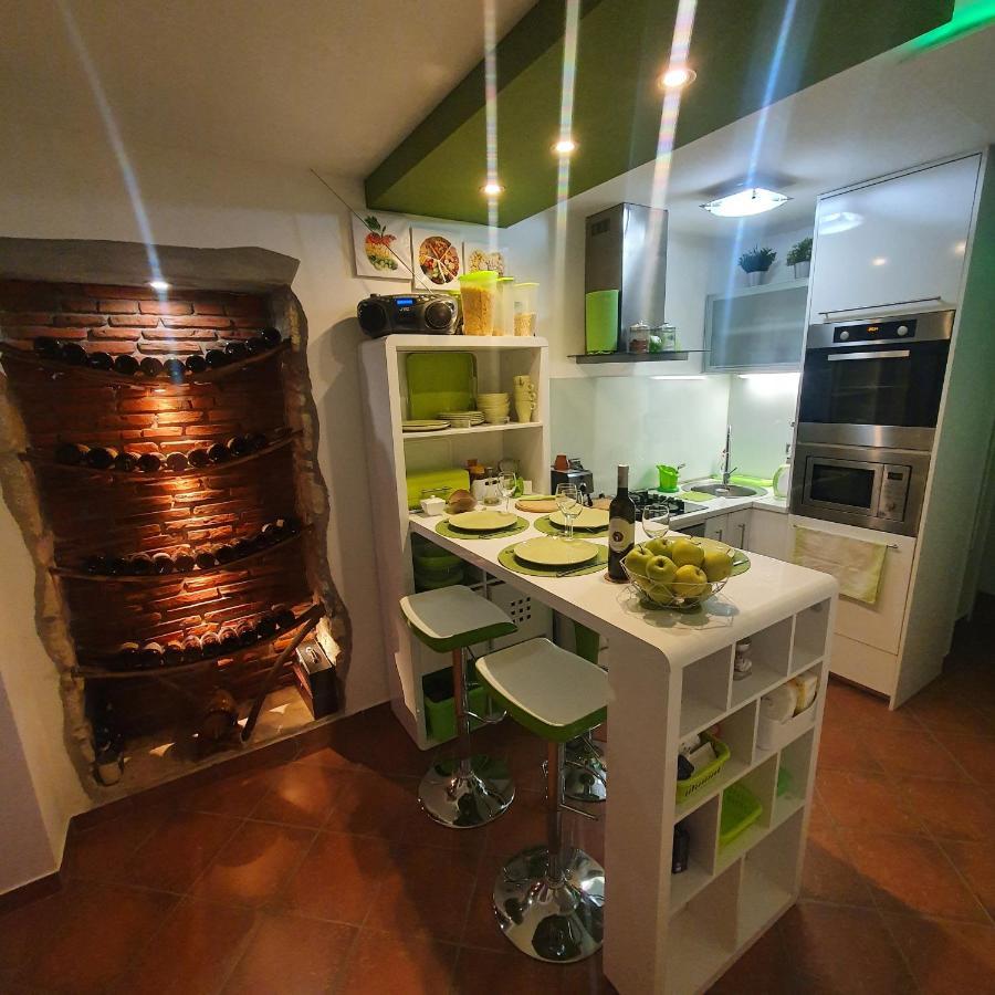 Formosa, The Boutique Apartment, City Center, Pula Buitenkant foto