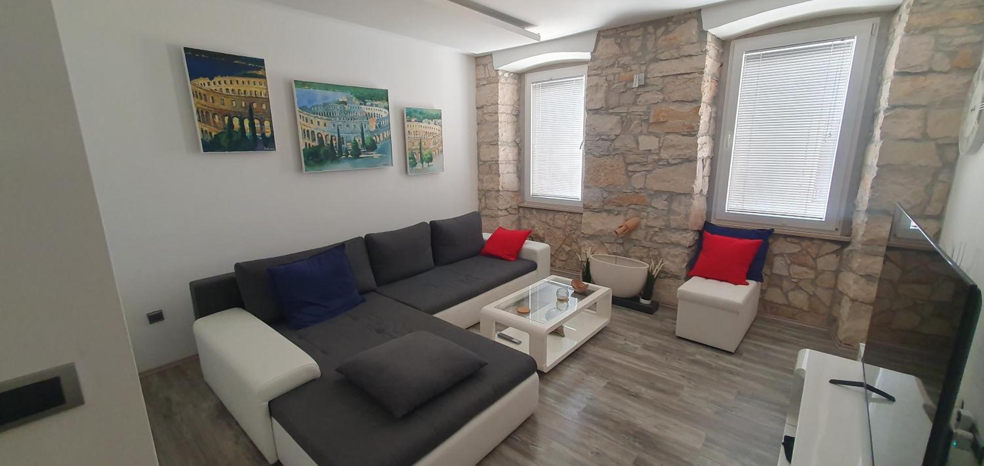 Formosa, The Boutique Apartment, City Center, Pula Buitenkant foto